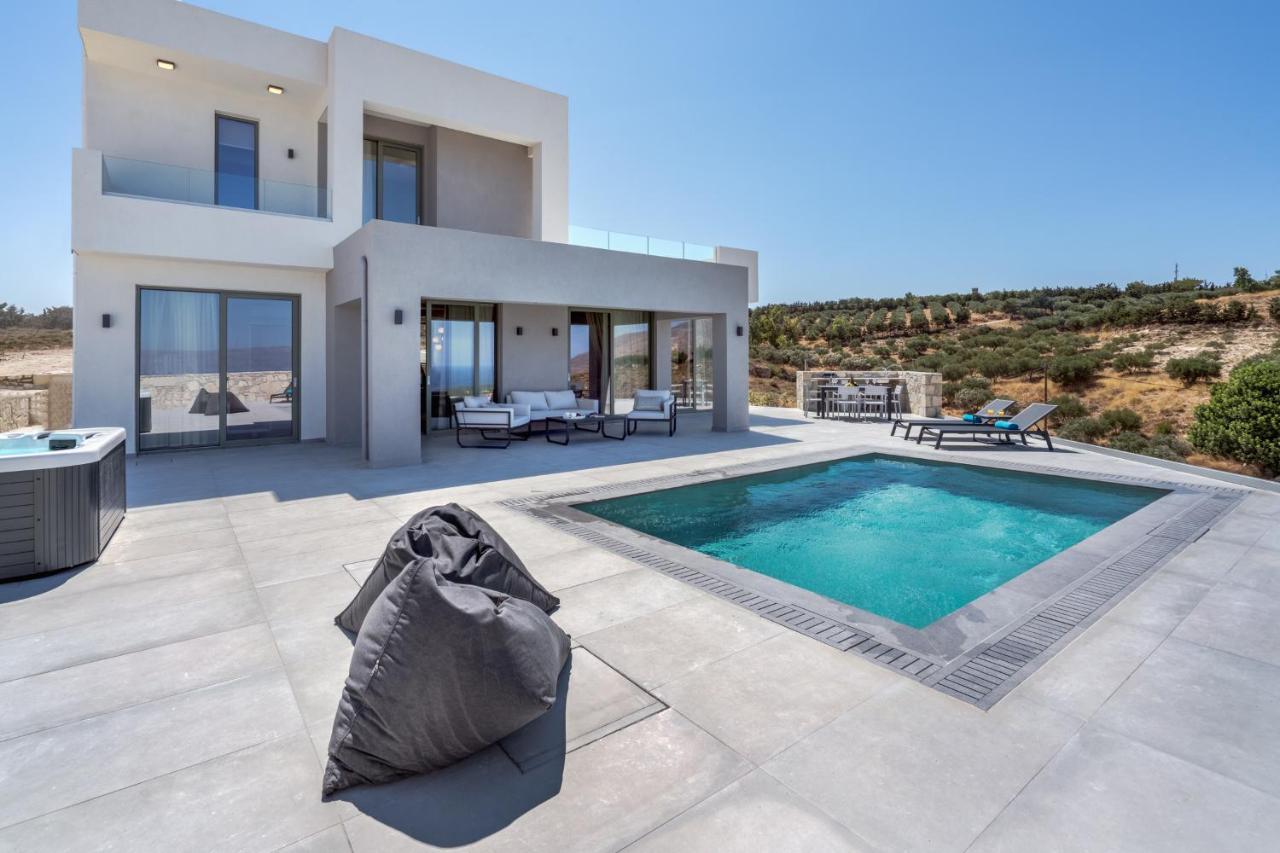 Luxurious Villa Cretan Aura With Private Heated Pool, Jacuzzi And Playroom Agios Ioannis  외부 사진
